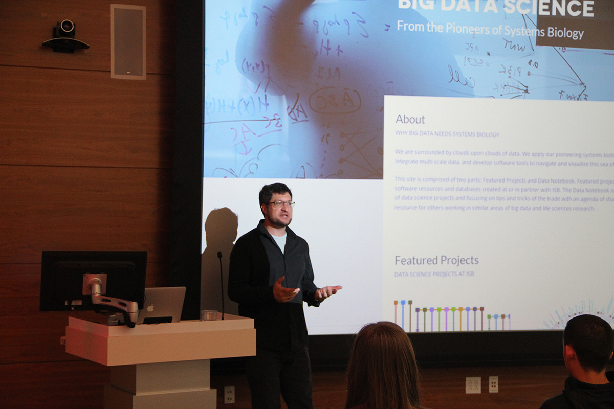 Noah Illinsky organizes Seattle's Data Vis group.